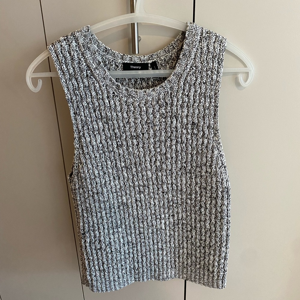 Theory gray knit crew neck tank (size Large)
